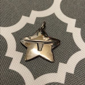 Retired James Avery Longhorn in Star